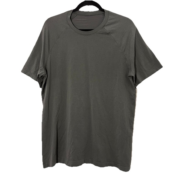 lululemon athletica Other - Lululemon Metal Vent Tech Short Sleeve Shirt Mens Charcoal Gray Training Tee L